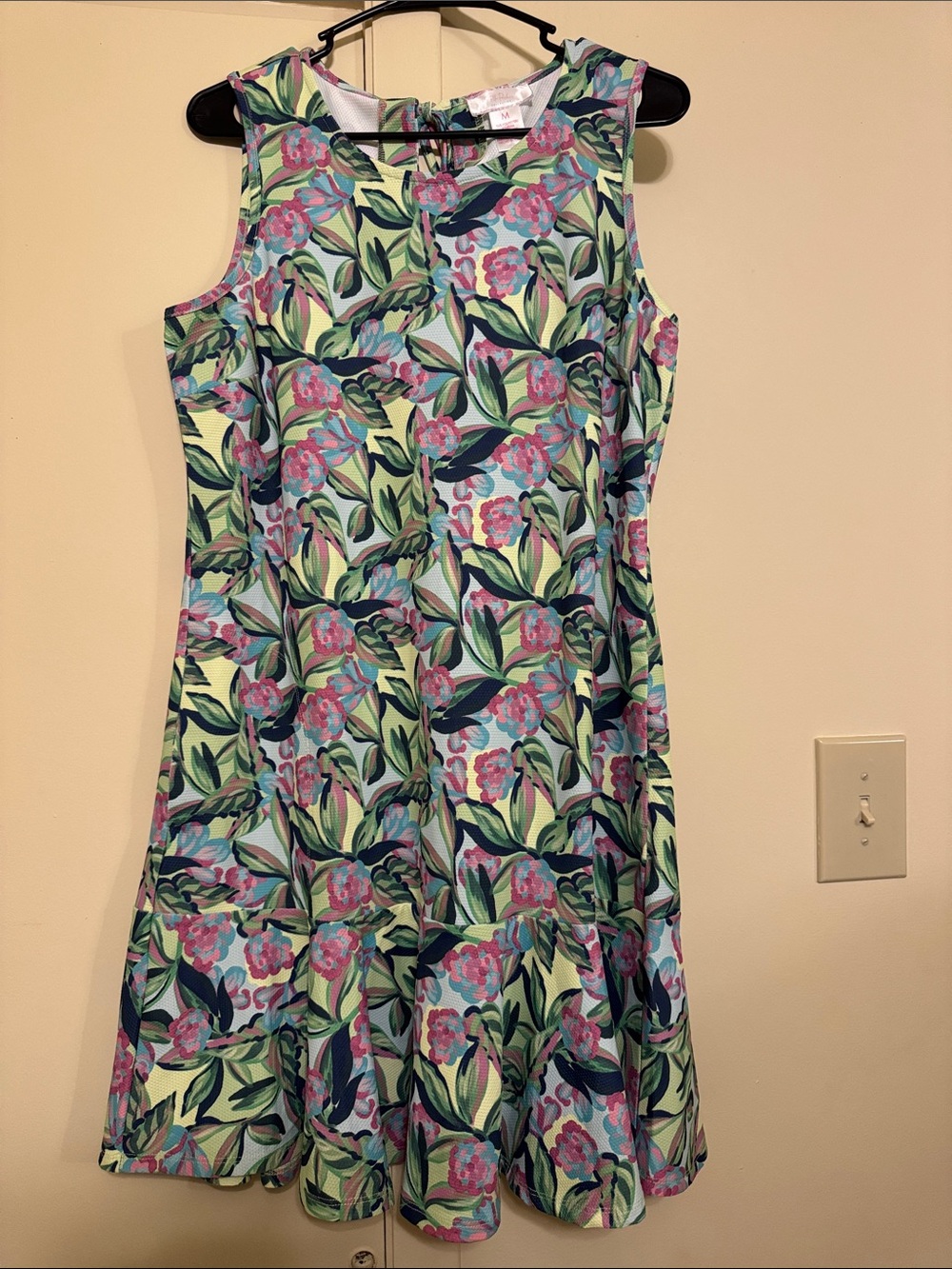 Floral Sleeveless Dress in Green & Pink